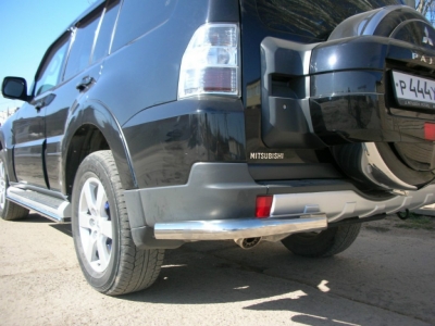 Защита задняя уголки 60 мм для Mitsubishi Pajero 4 2011-2014